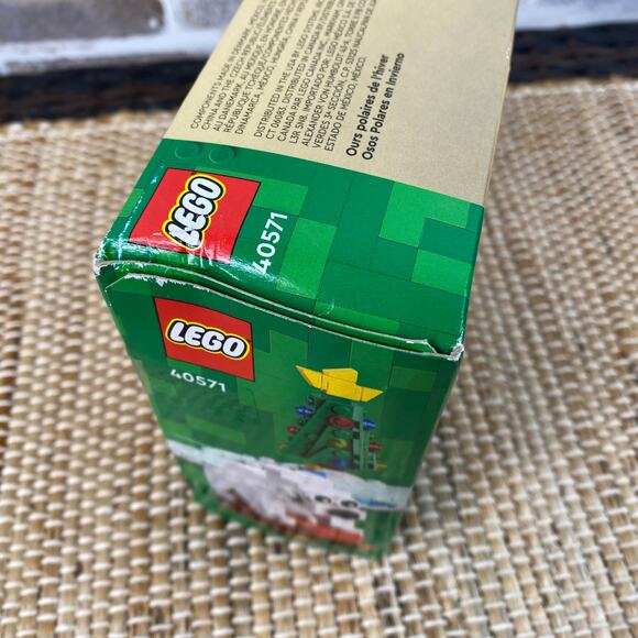 LEGO Limited Edition Retired Seasonal NEW Sealed Wintertime Polar Bear # 40571 - Picture 8 of 8